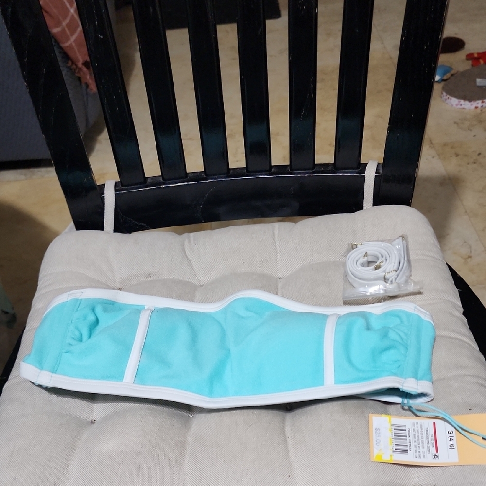 Turquoise Bandeau Top with White Trim - Picture 2 of 5